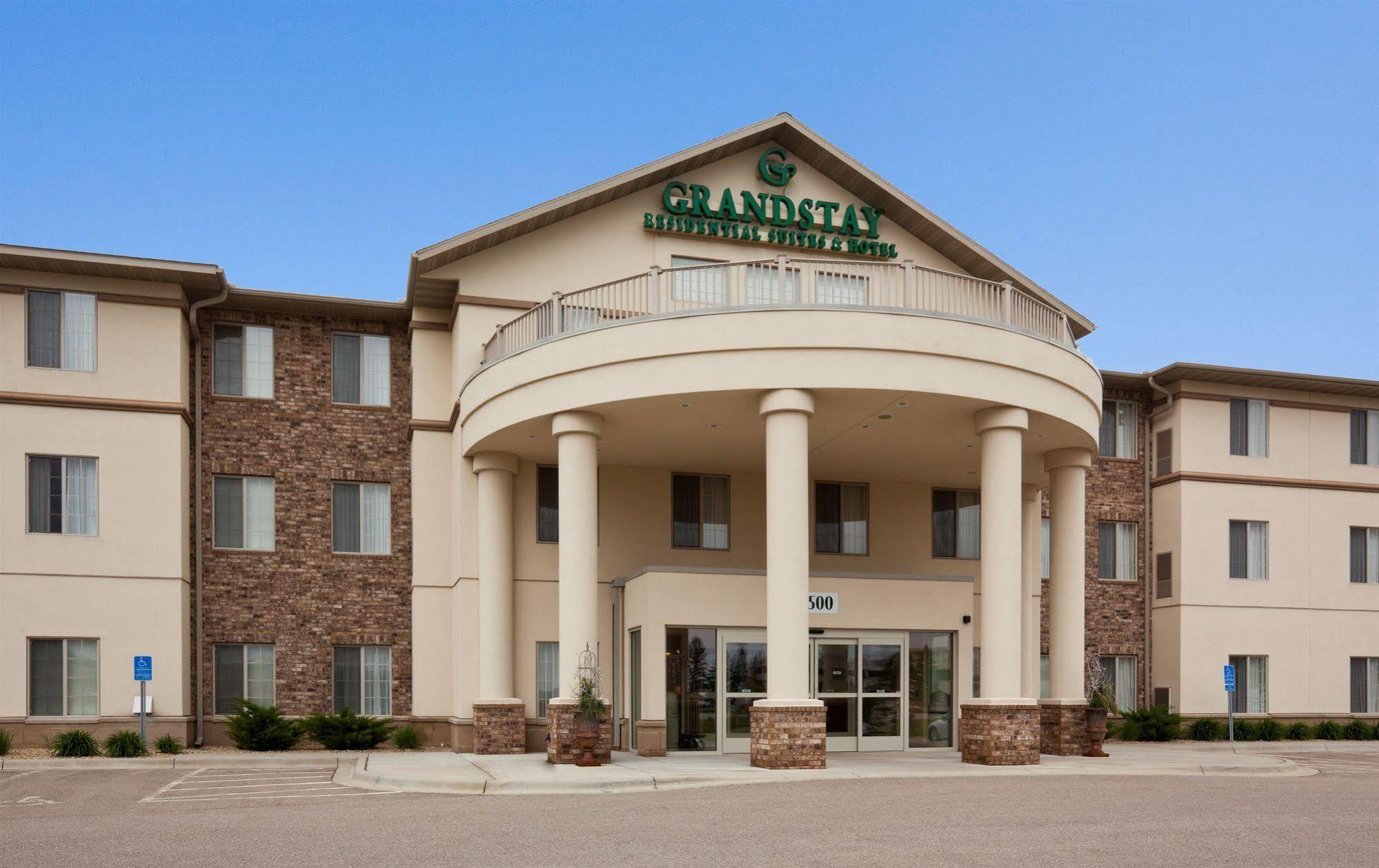 Grandstay Residential Suites Hotel Faribault Exterior photo